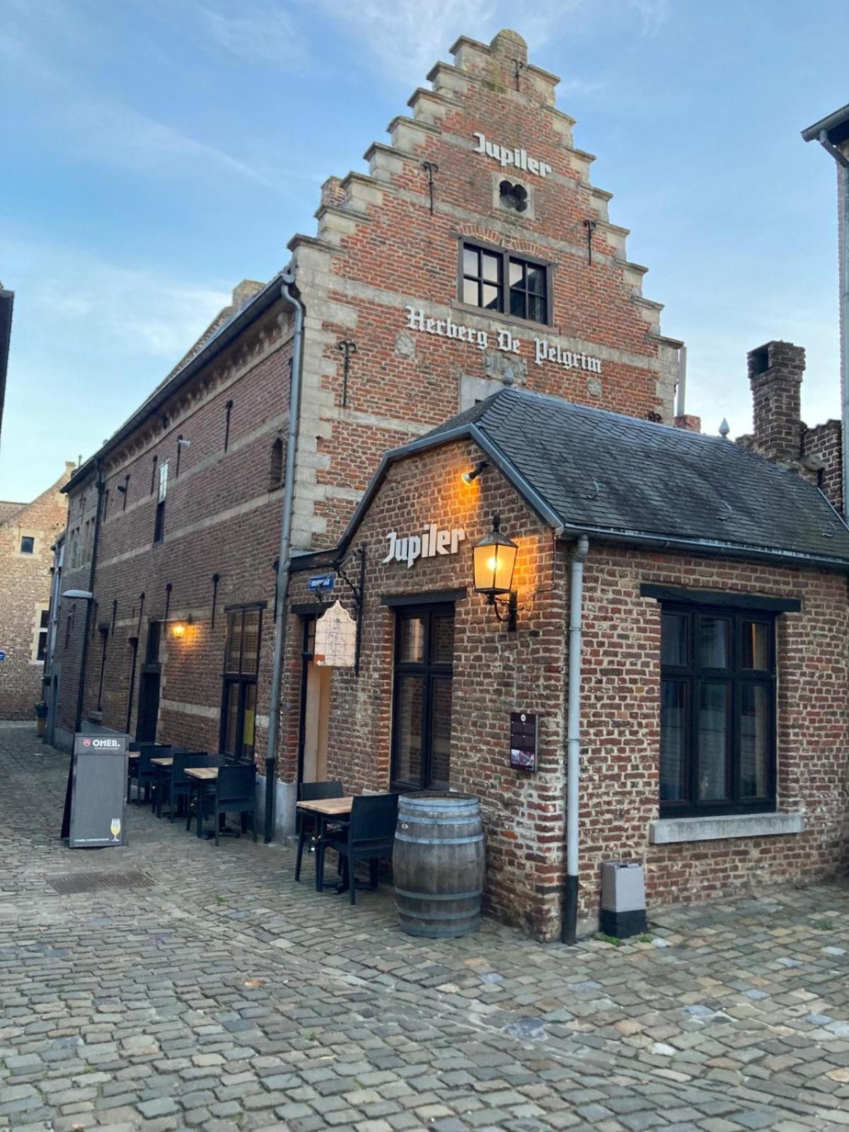 De Pelgrim Hotel Tongeren Exterior foto